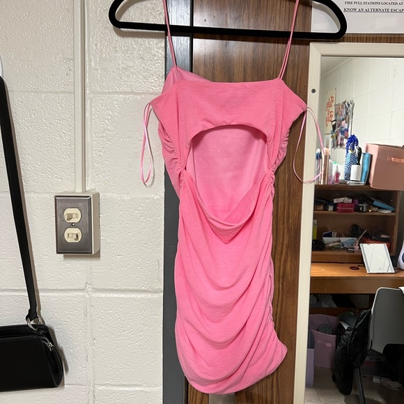 pink boutique dress - Picture 2 of 3